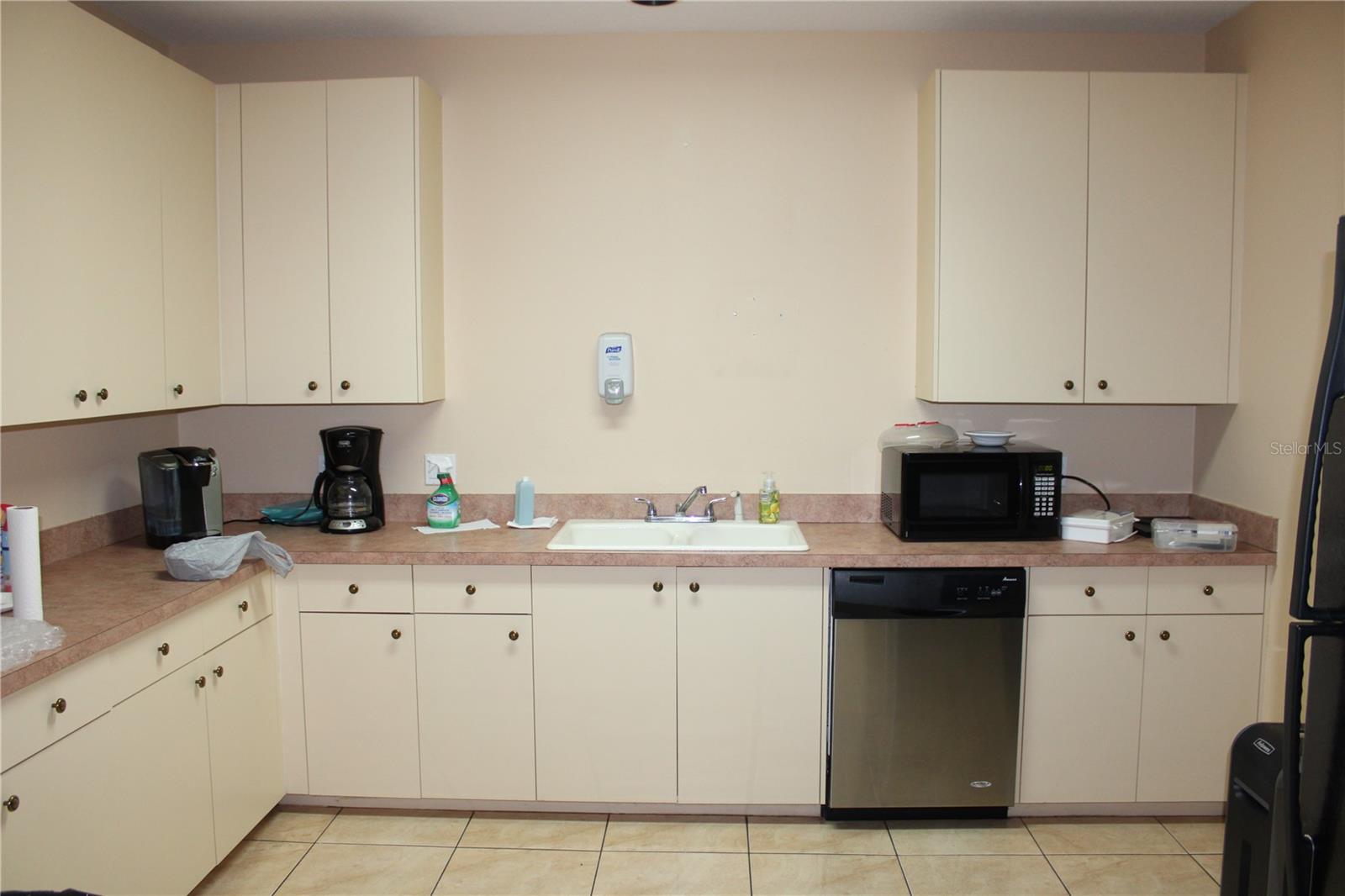 180 ALT 19 #A — photo 7