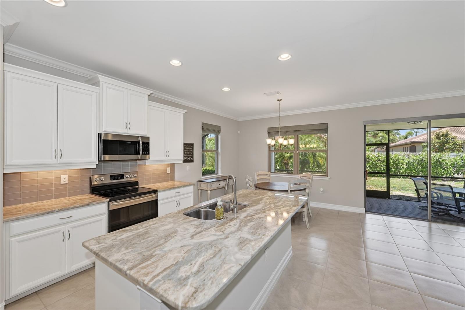 156 VENTOSA PL — photo 4