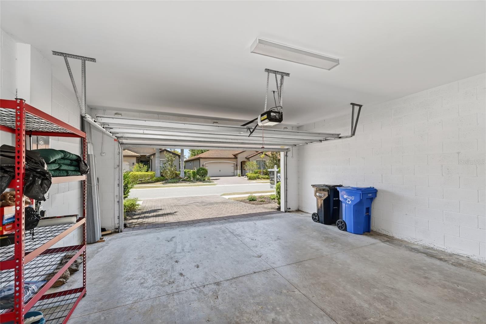 156 VENTOSA PL — photo 37