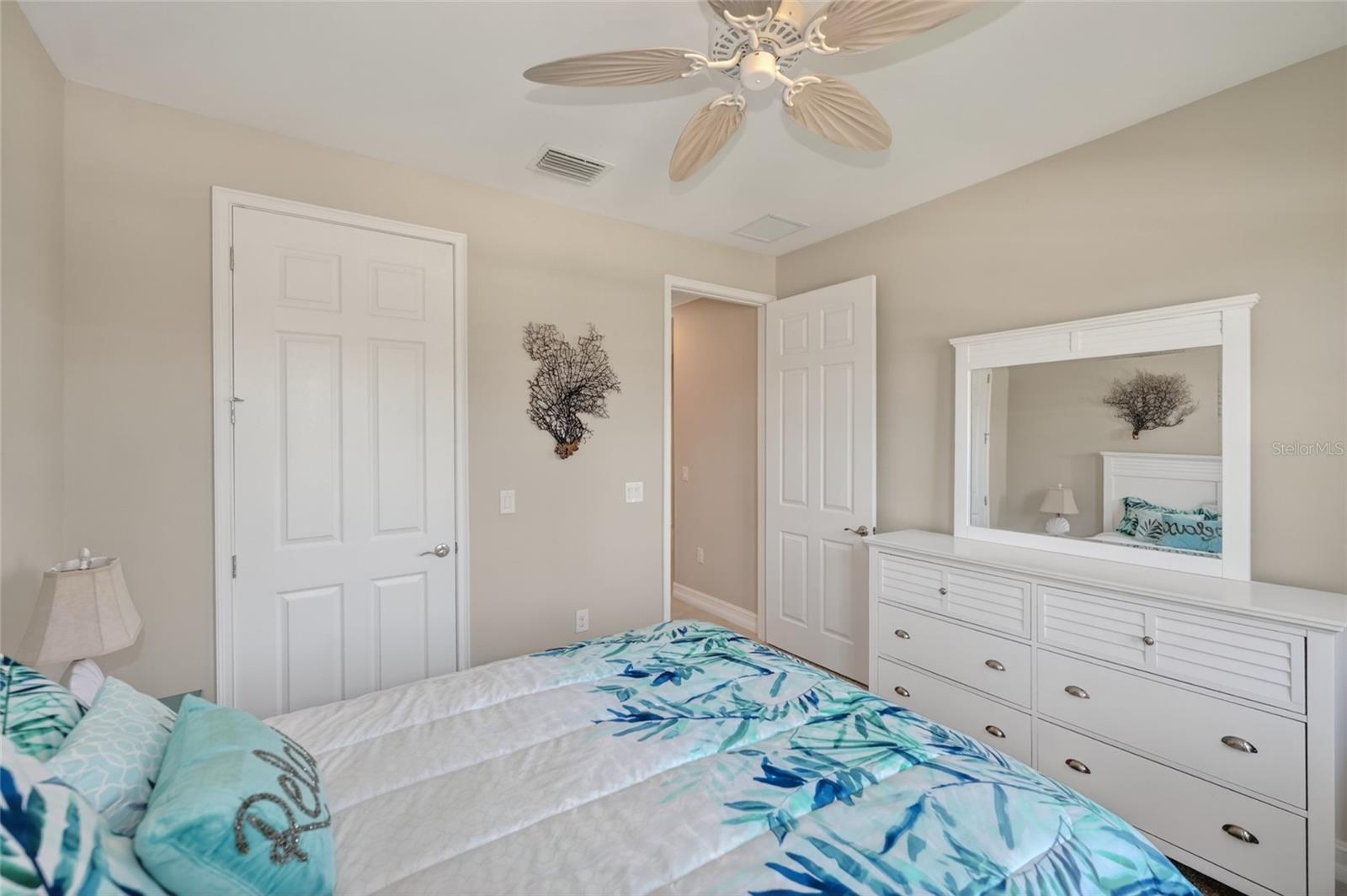 156 VENTOSA PL — photo 26