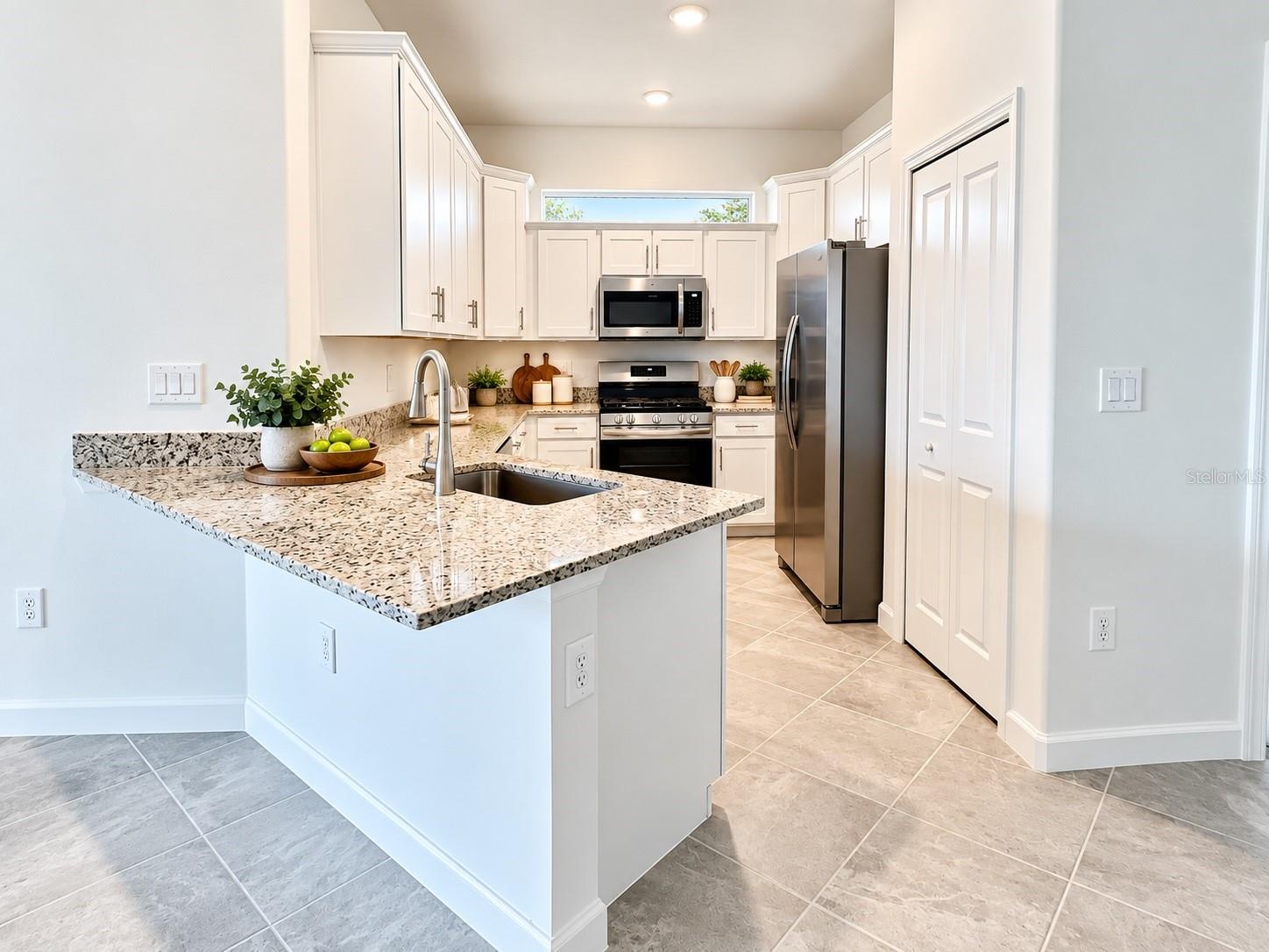 15406 SUNNY DAY DR — photo 2