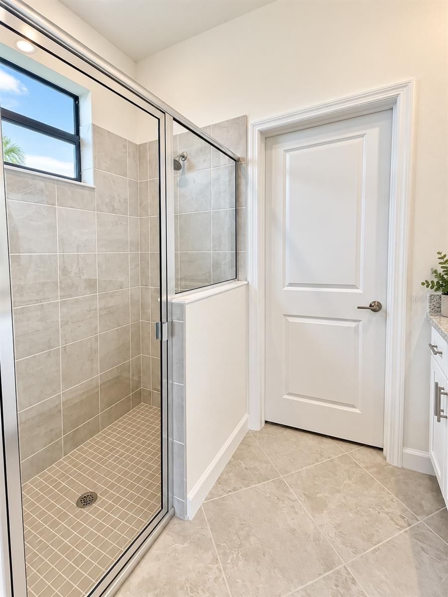 15406 SUNNY DAY DR — photo 12