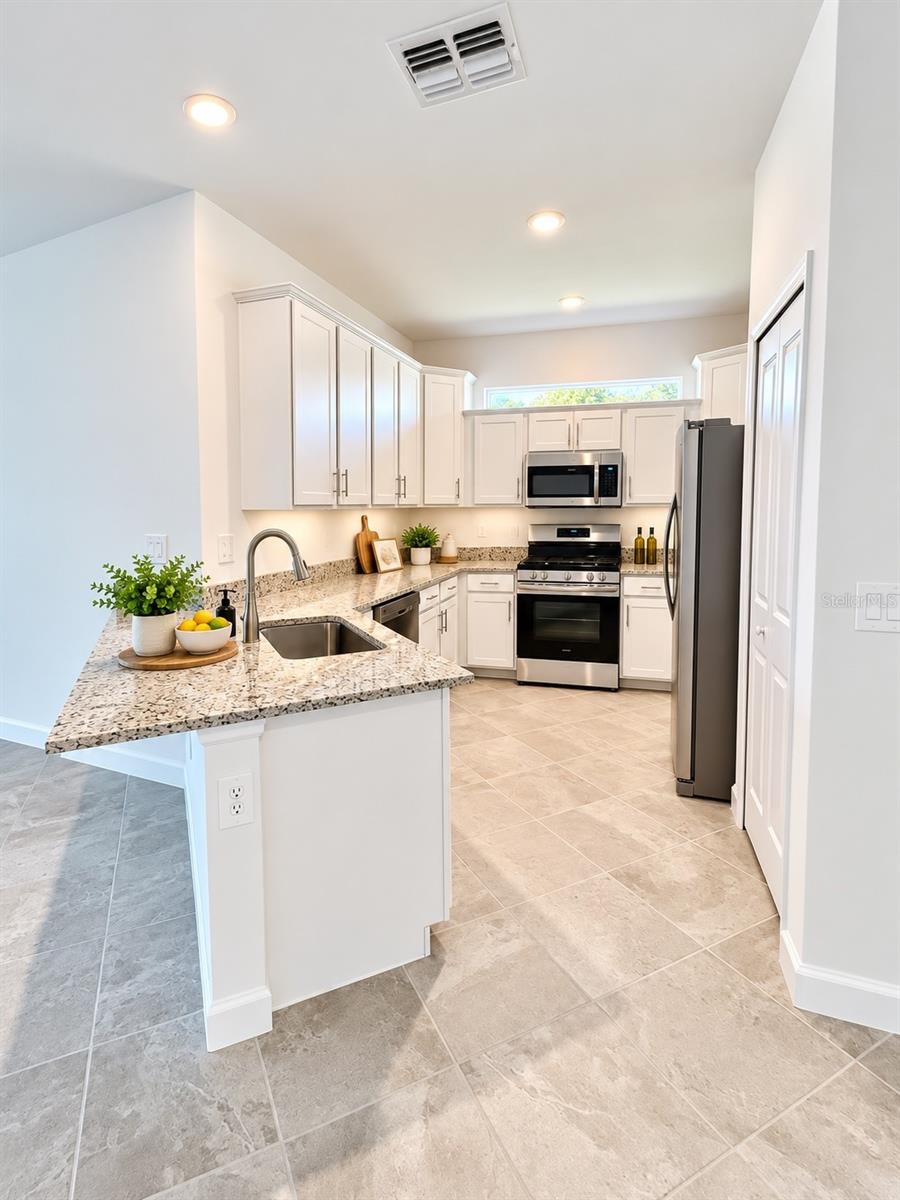 15406 SUNNY DAY DR — photo 3