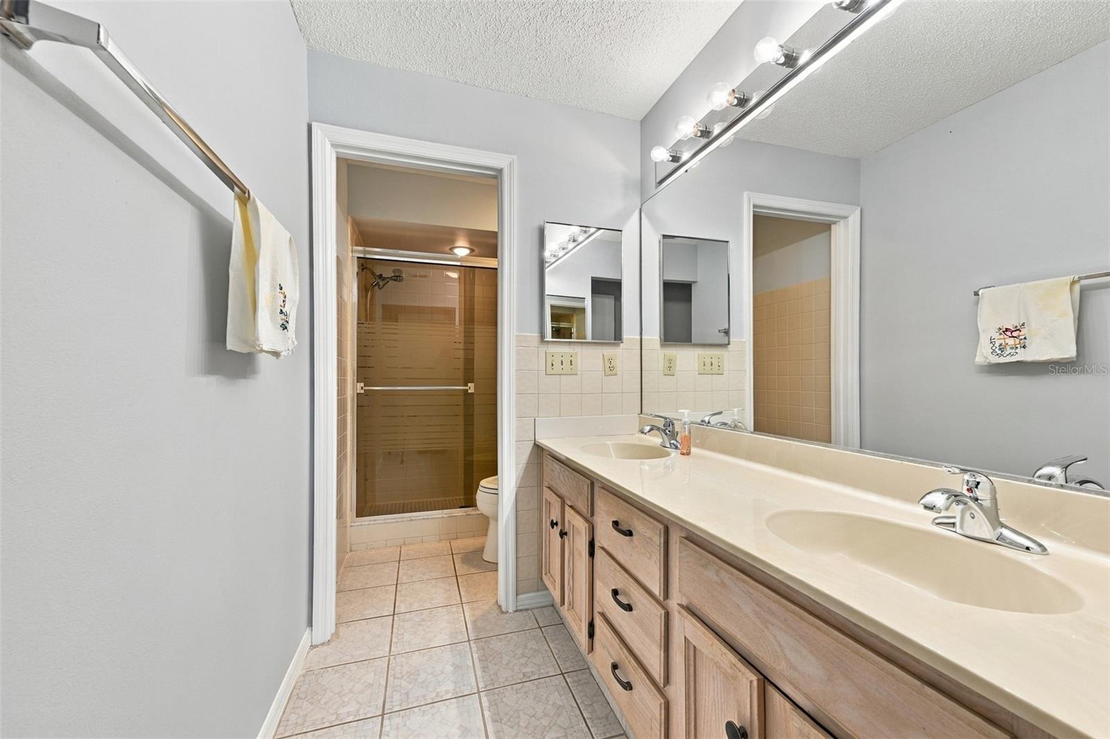 1510 LELAND DR — photo 23