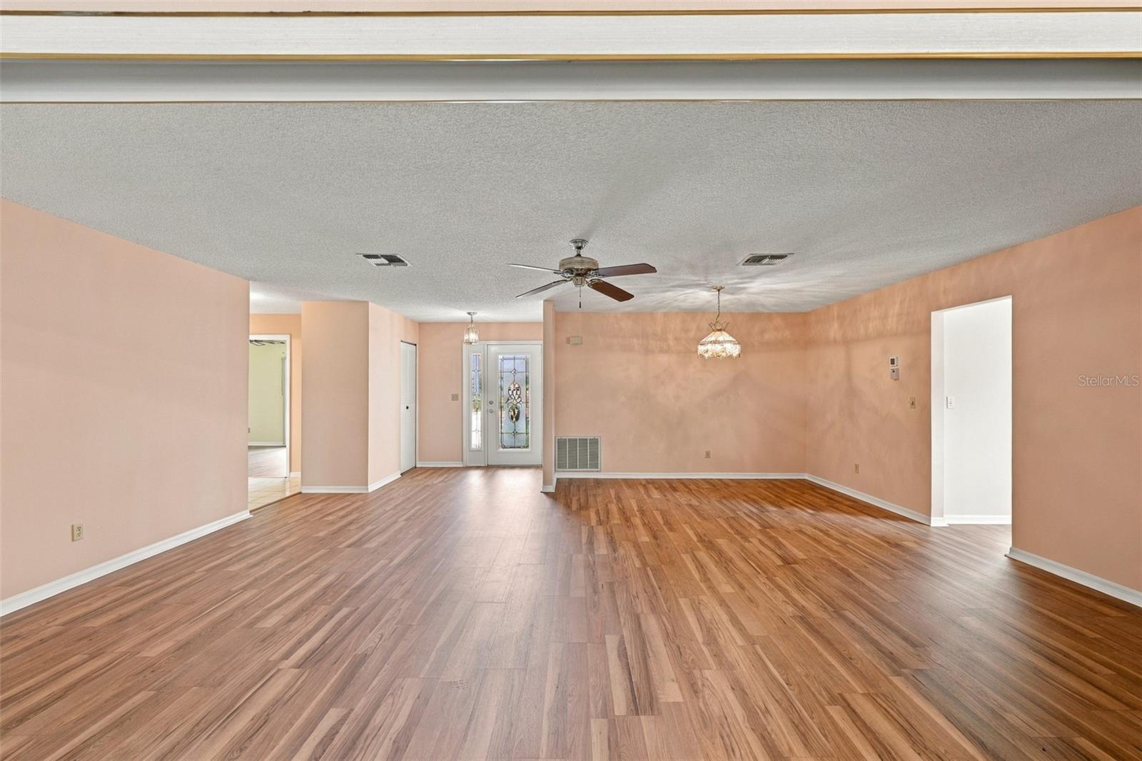 1510 LELAND DR — photo 5