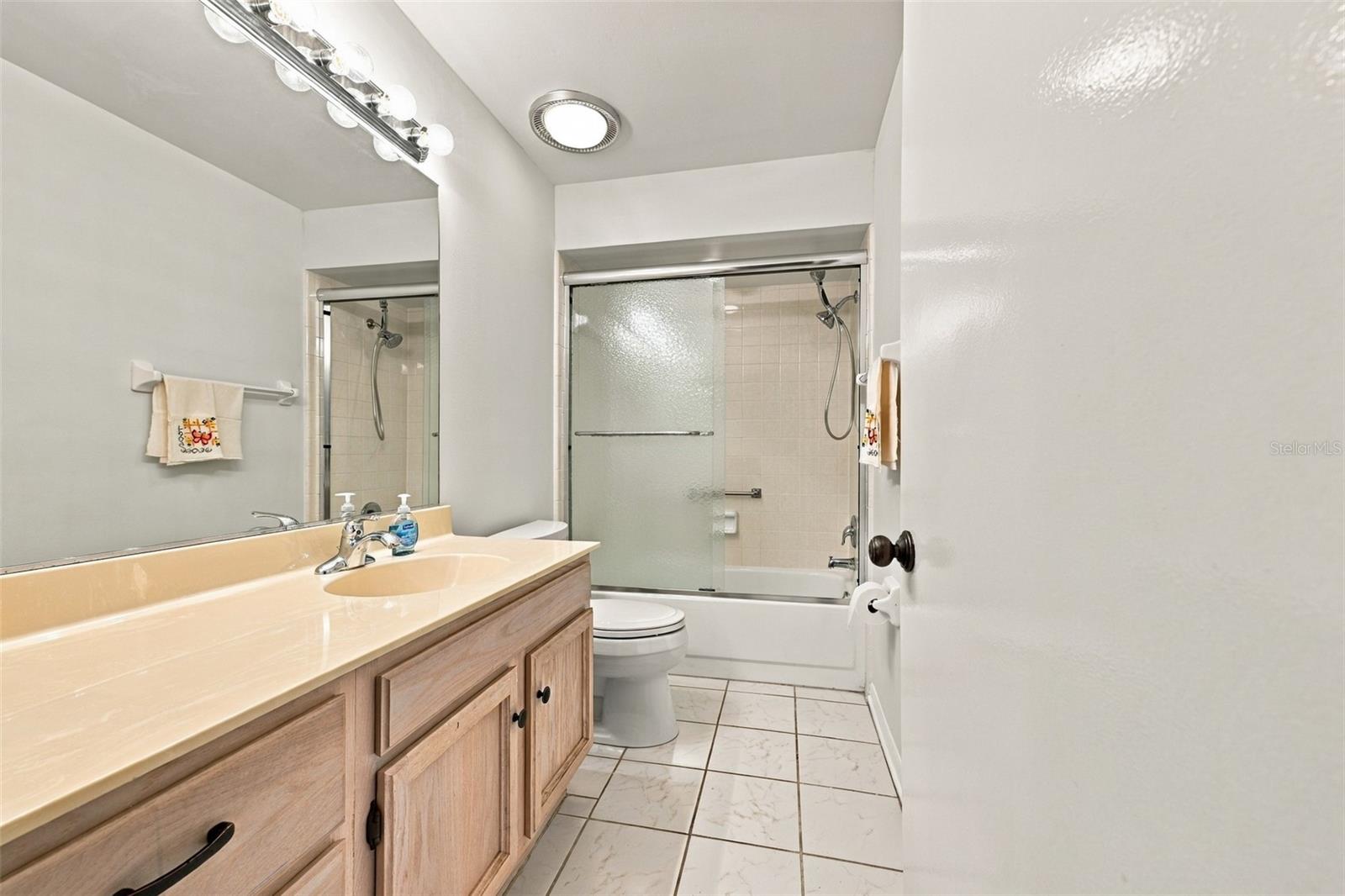 1510 LELAND DR — photo 29