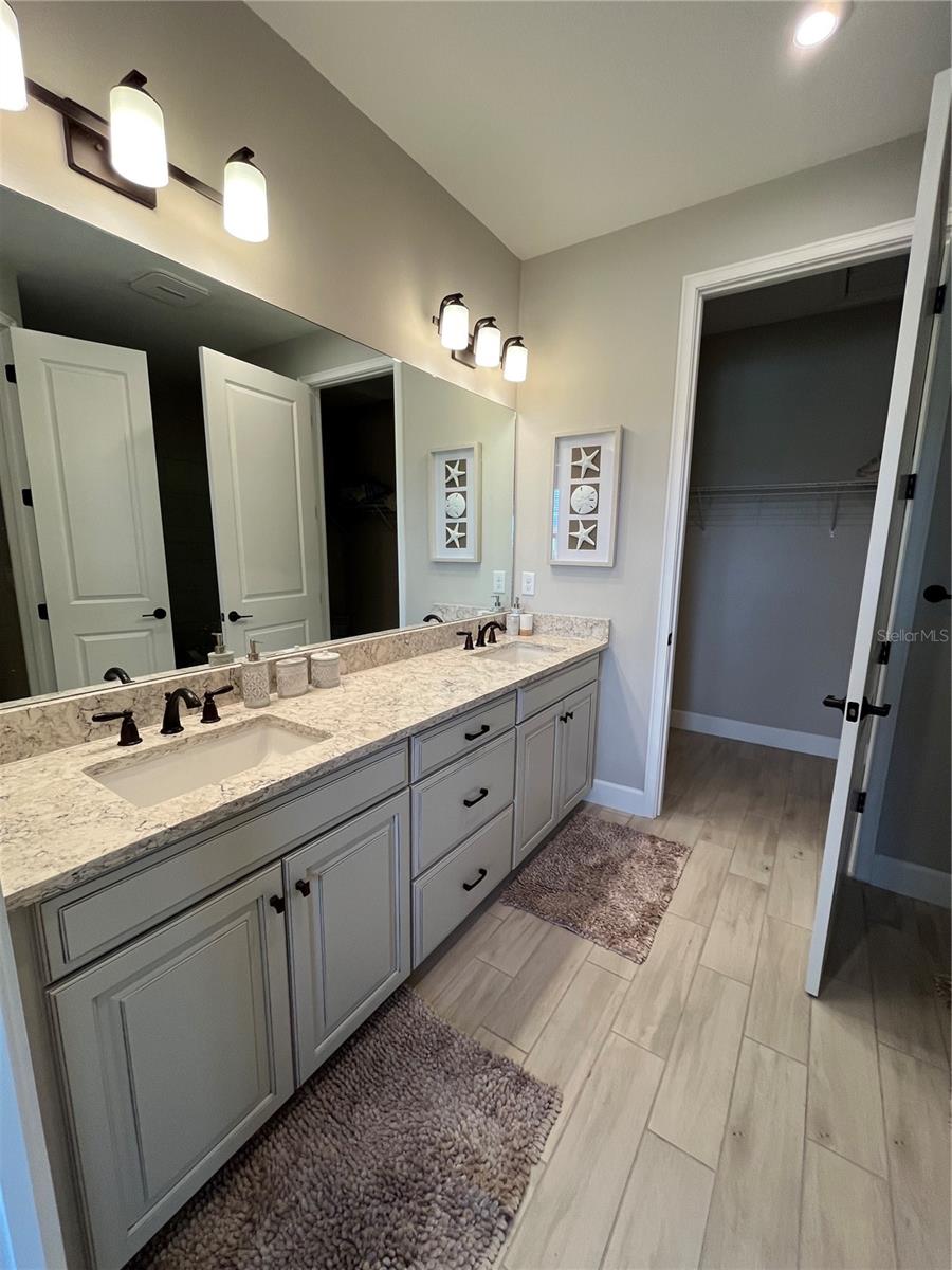 10433 MORNING MIST LN — photo 12