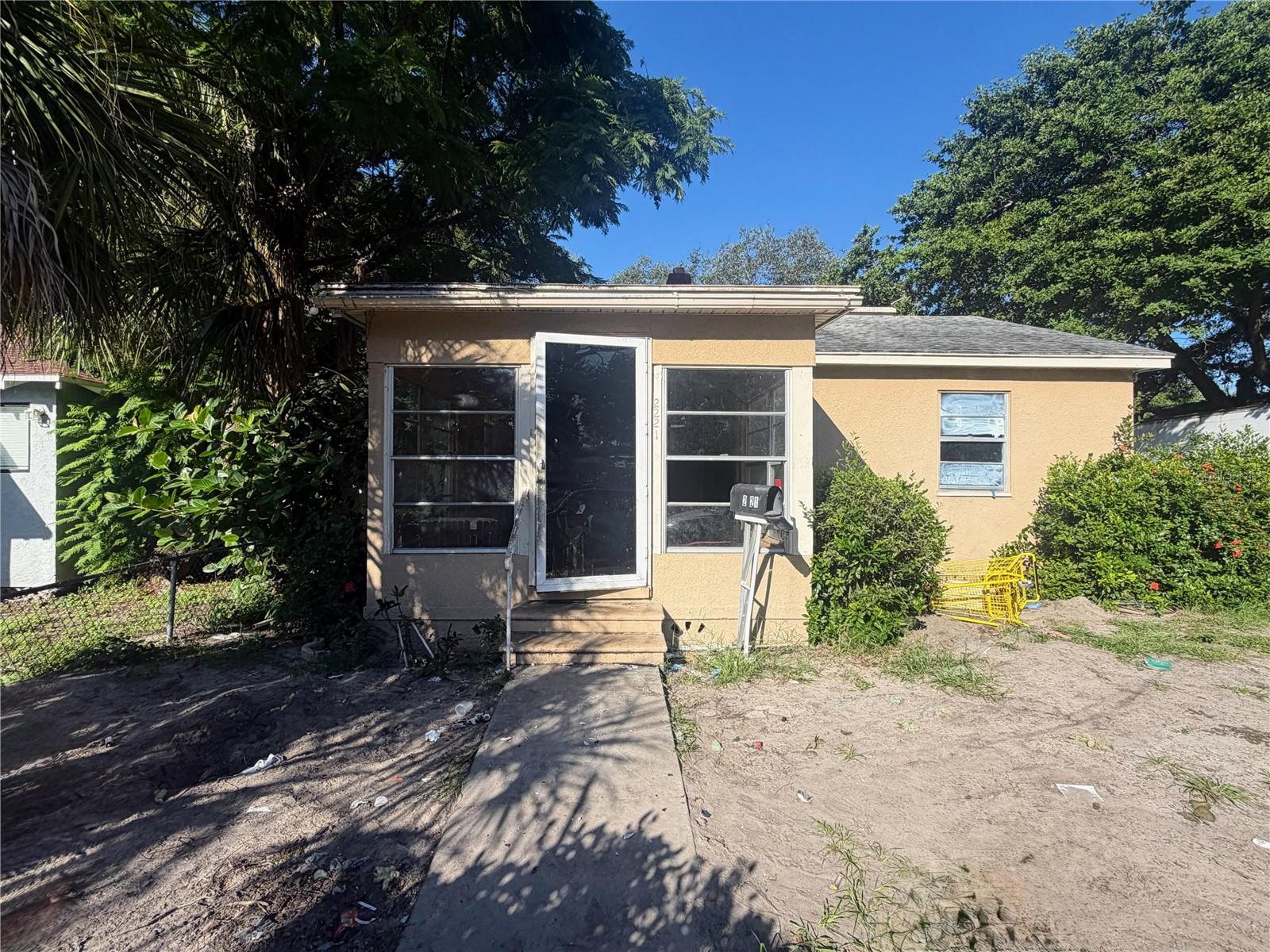 2221 UNION ST S — photo 2
