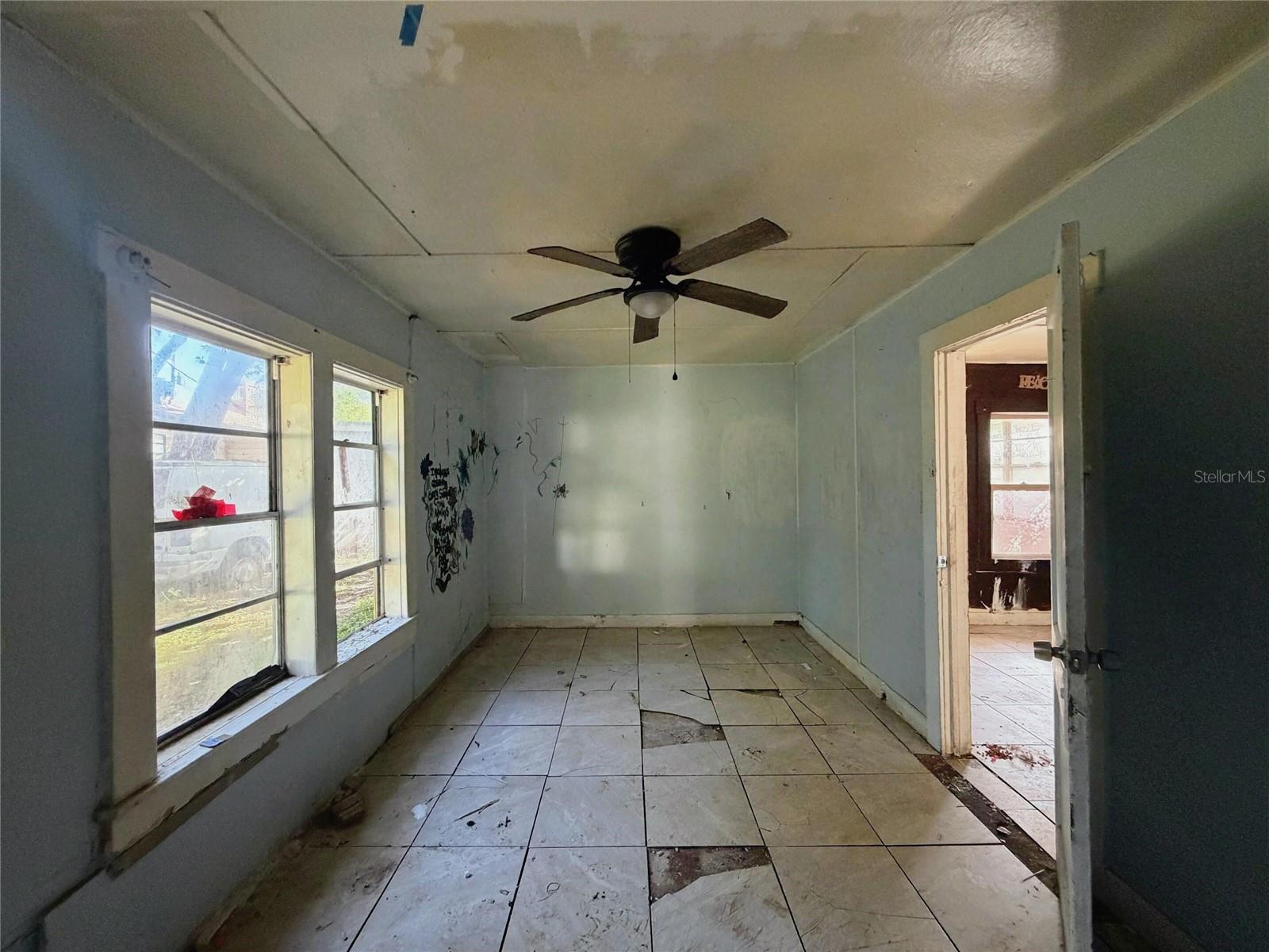 2221 UNION ST S — photo 33