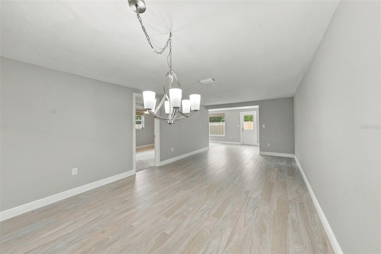 4219 STRATFORD DR #4219 — photo 5
