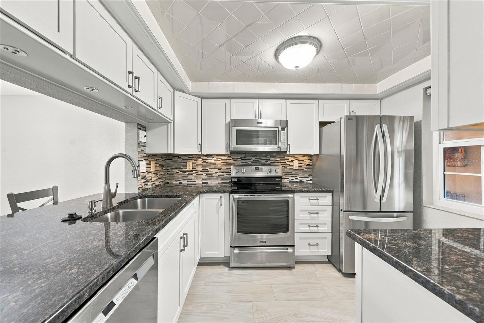4219 STRATFORD DR #4219 — photo 8