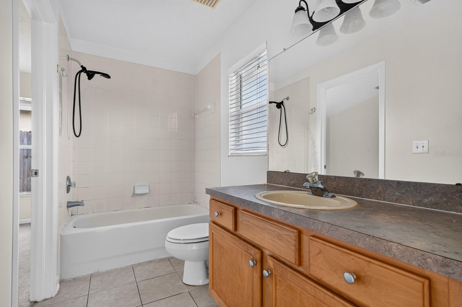 10527 SAN TRAVASO DR — photo 38