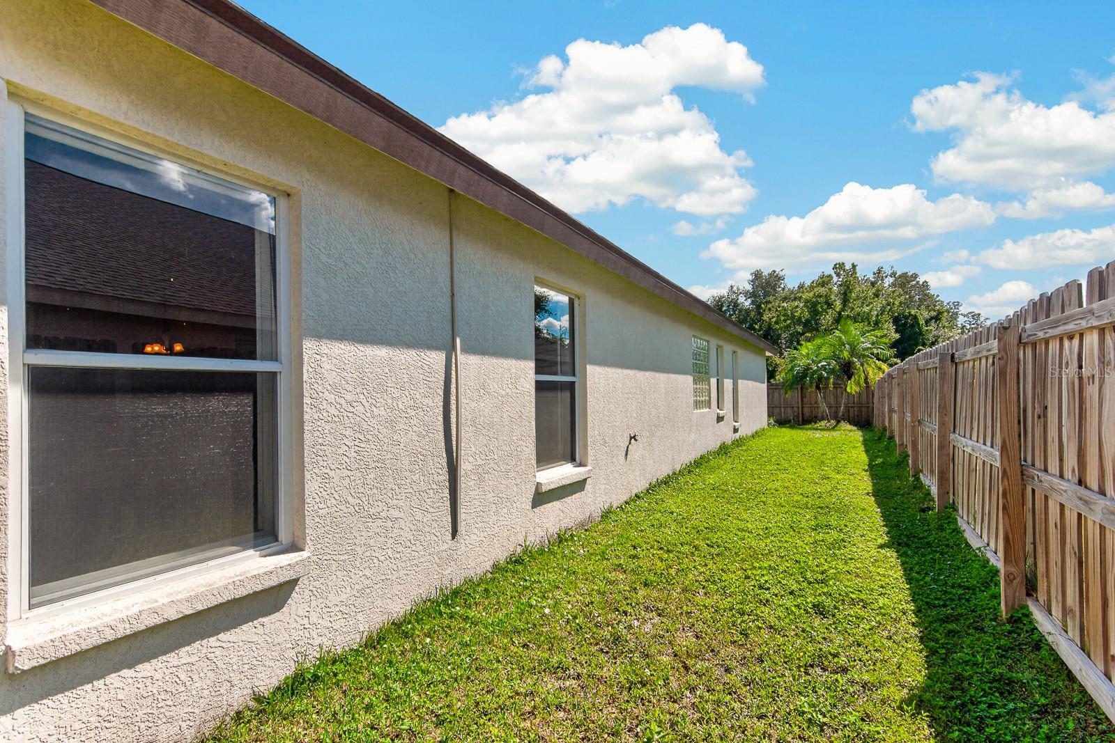 10527 SAN TRAVASO DR — photo 58
