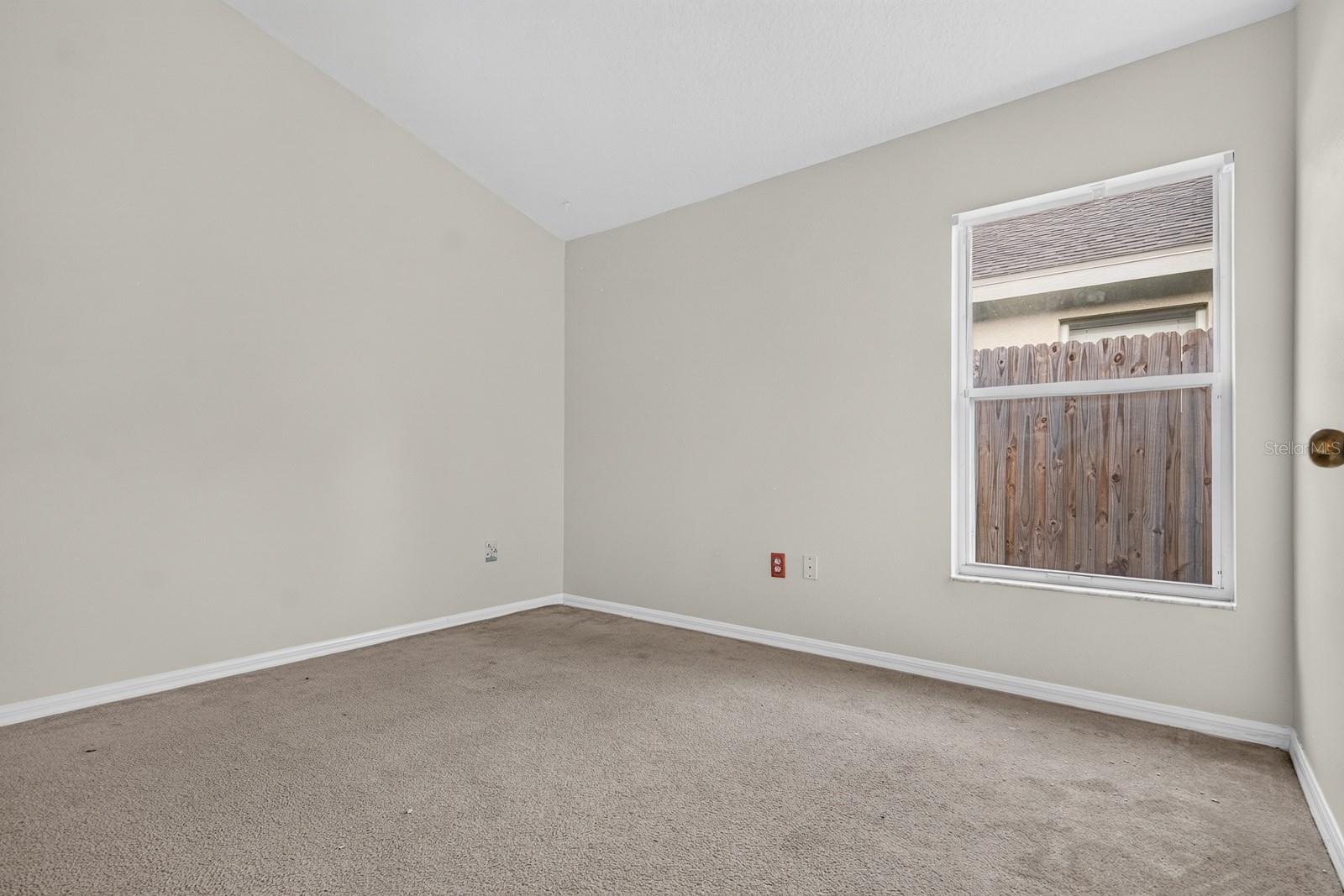 10527 SAN TRAVASO DR — photo 37