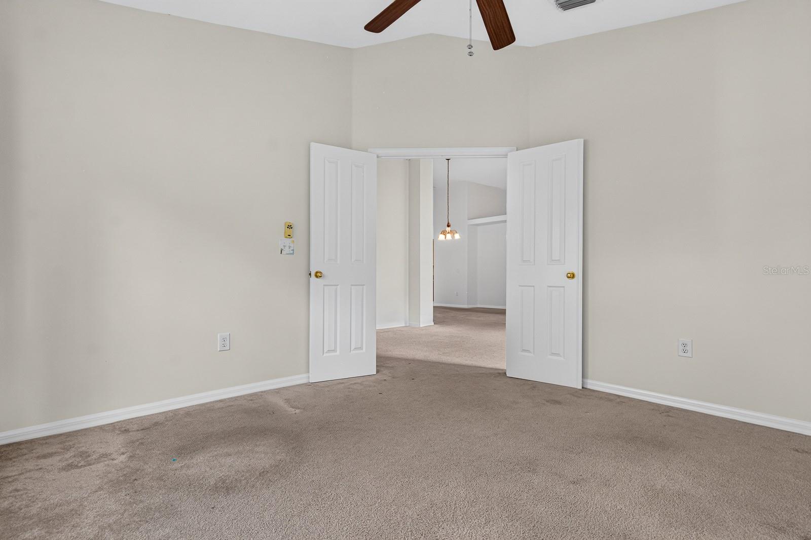 10527 SAN TRAVASO DR — photo 4
