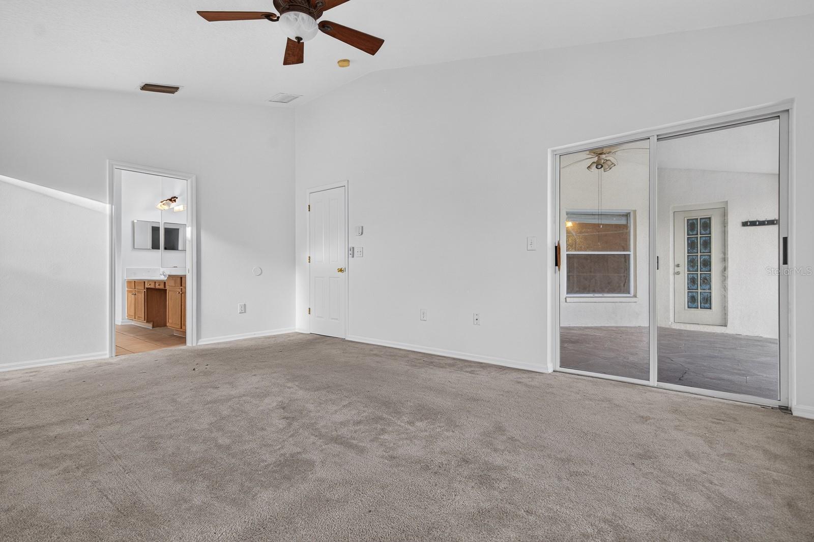 10527 SAN TRAVASO DR — photo 28
