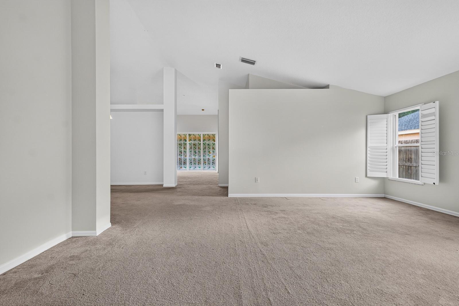 10527 SAN TRAVASO DR — photo 9