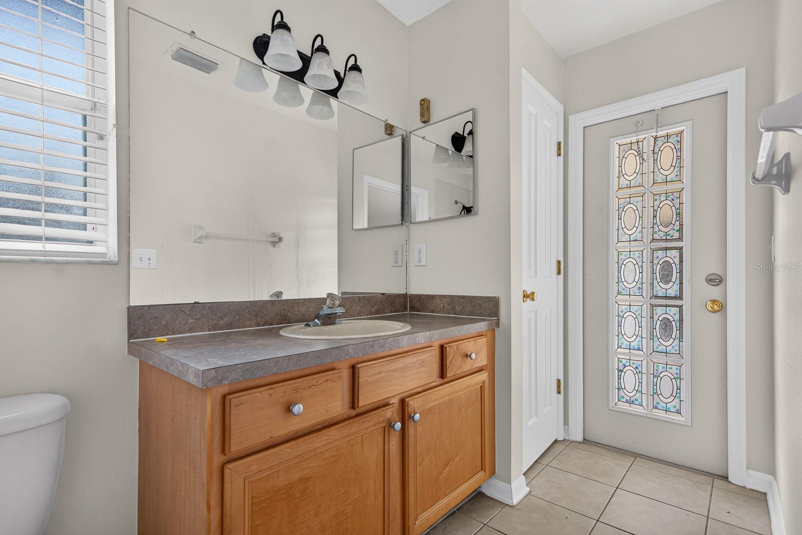 10527 SAN TRAVASO DR — photo 46
