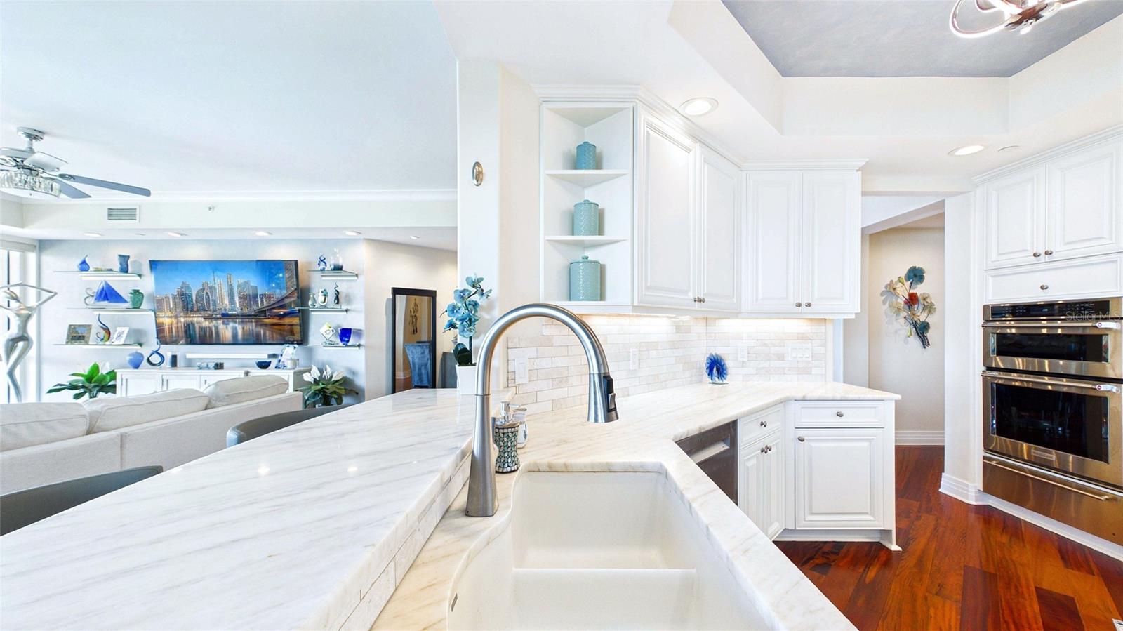 400 BEACH DR NE #1101 — photo 17