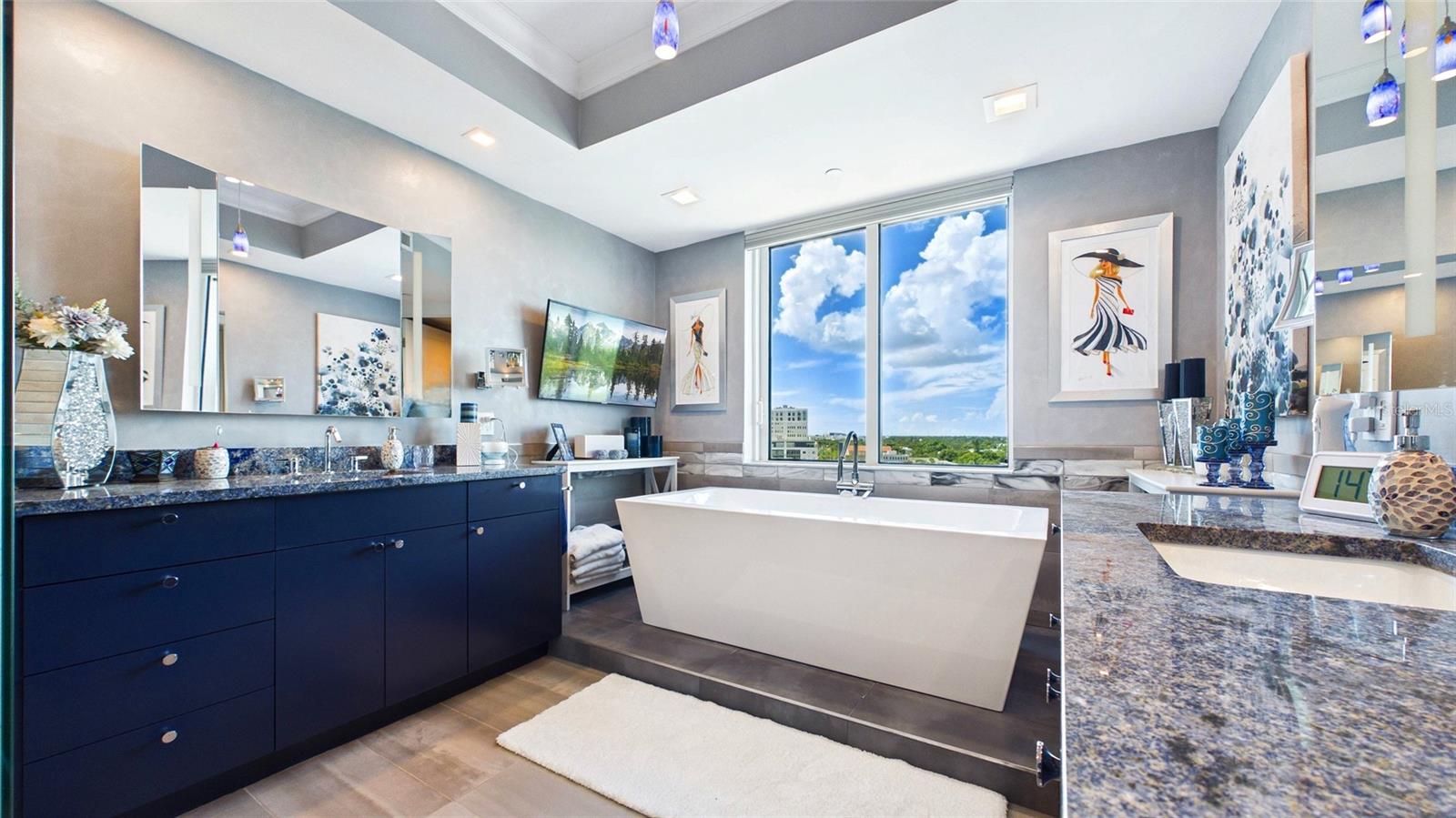 400 BEACH DR NE #1101 — photo 34