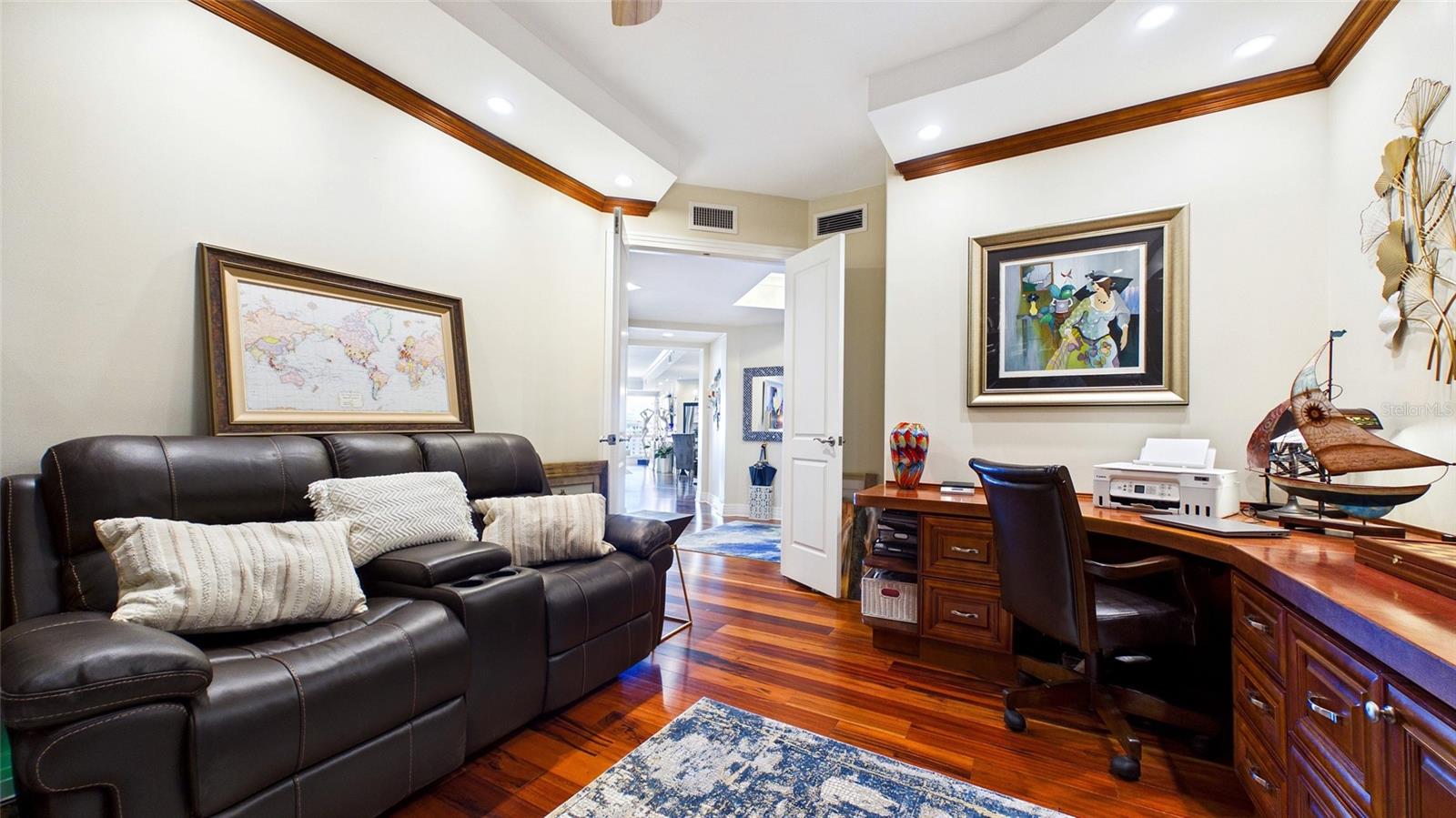 400 BEACH DR NE #1101 — photo 25