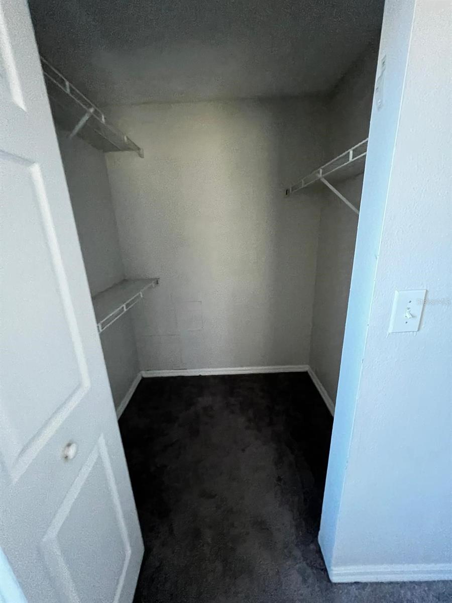 5612 PINNACLE HEIGHTS CIR #303 — photo 3