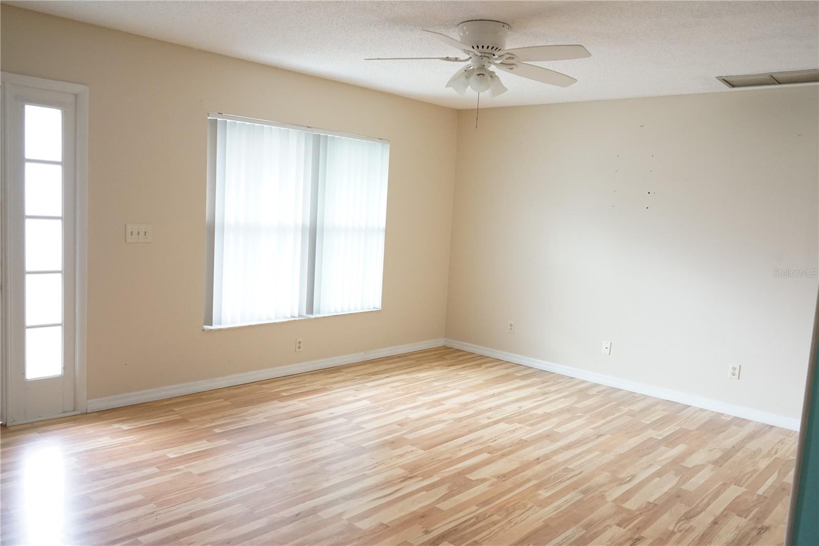 703 HUXLEY PL — photo 5