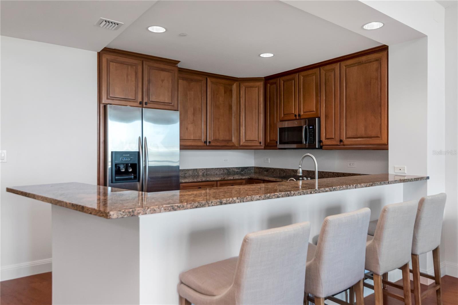 450 KNIGHTS RUN AVE #803 — photo 15