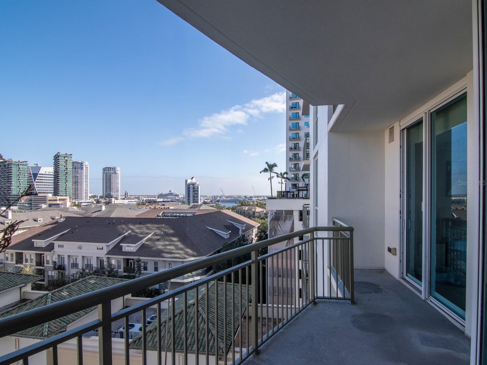 450 KNIGHTS RUN AVE #803 — photo 31