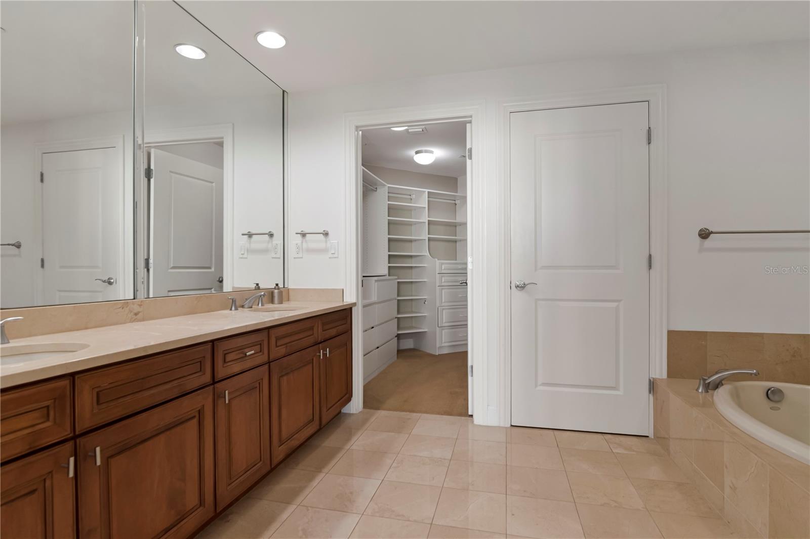 450 KNIGHTS RUN AVE #803 — photo 22