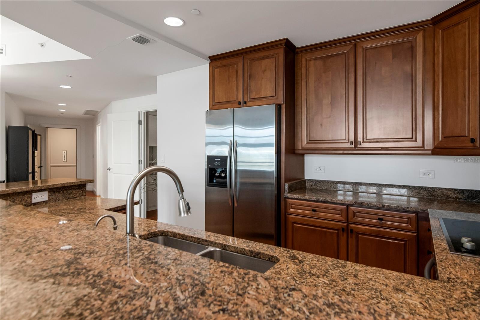 450 KNIGHTS RUN AVE #803 — photo 14