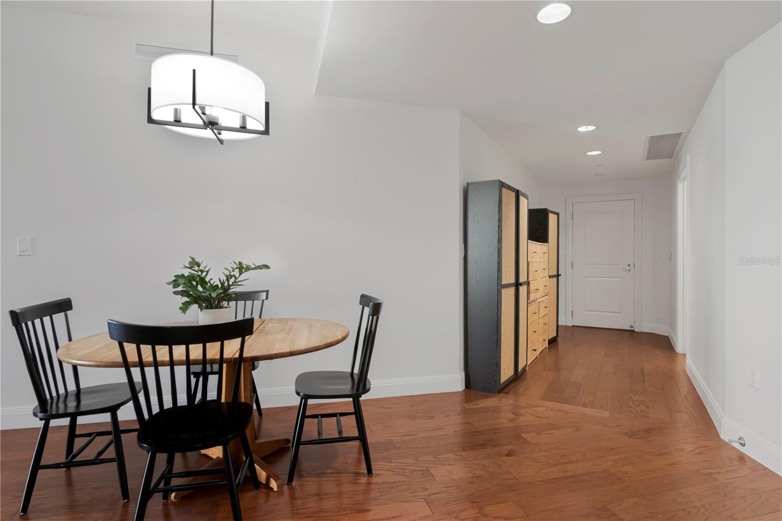 450 KNIGHTS RUN AVE #803 — photo 13