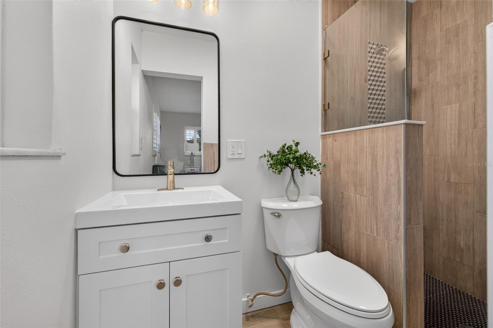 662 VILLAGRANDE AVE S — photo 14