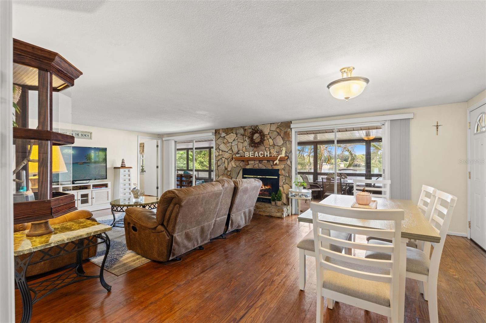 13 FRESHWATER — photo 16