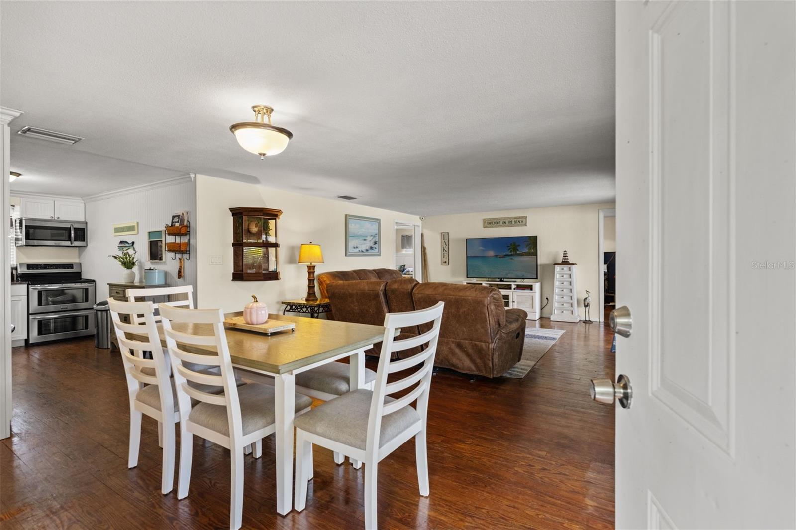 13 FRESHWATER — photo 6