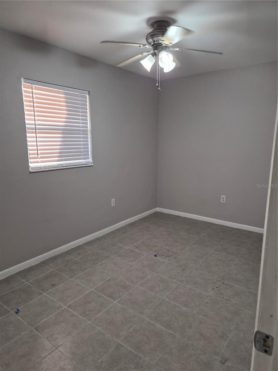 402 WOODROW AVE NW #B — photo 6