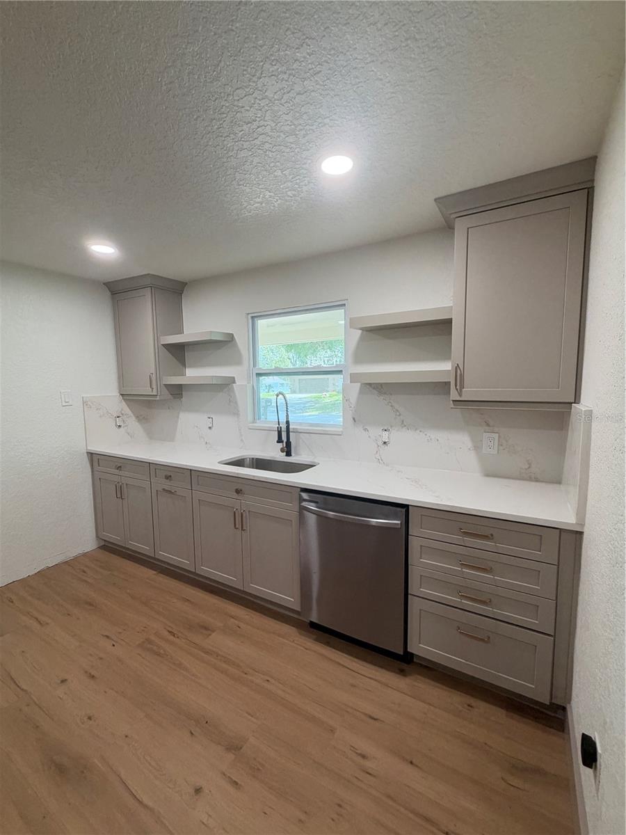 1341 NEW YORK AVE — photo 6