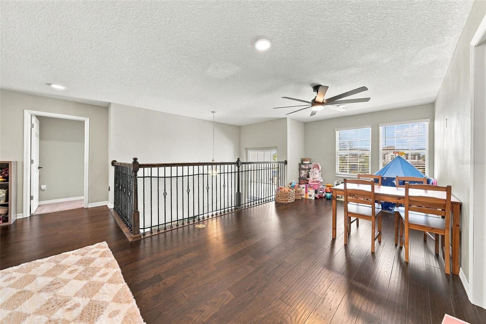 4904 EAGLE ROCK DR — photo 26