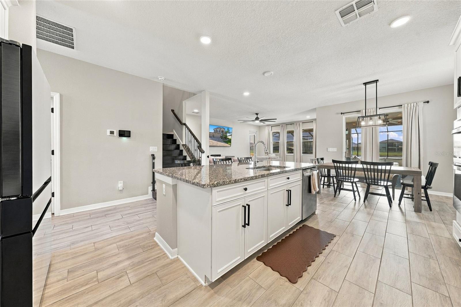 4904 EAGLE ROCK DR — photo 15