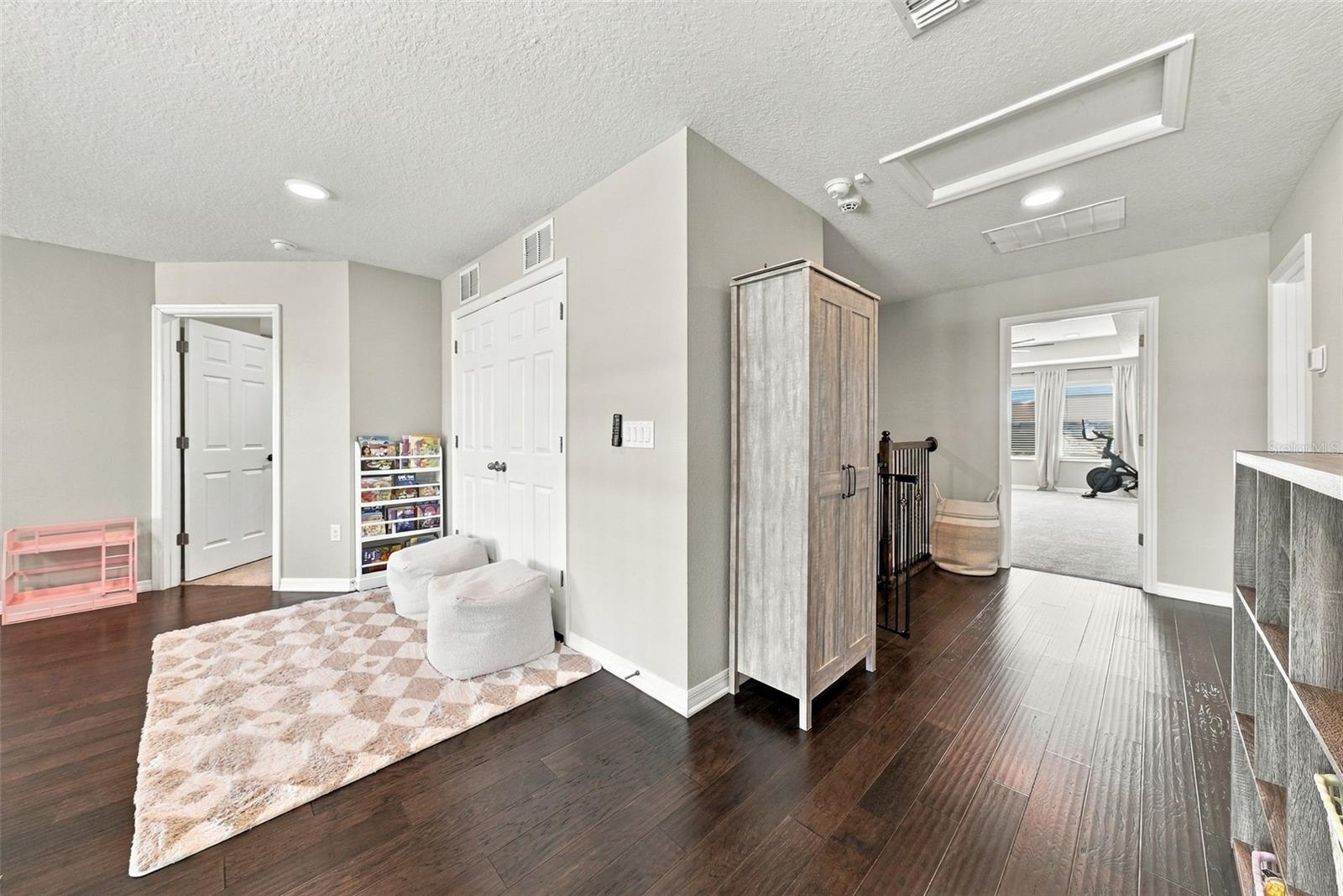 4904 EAGLE ROCK DR — photo 28