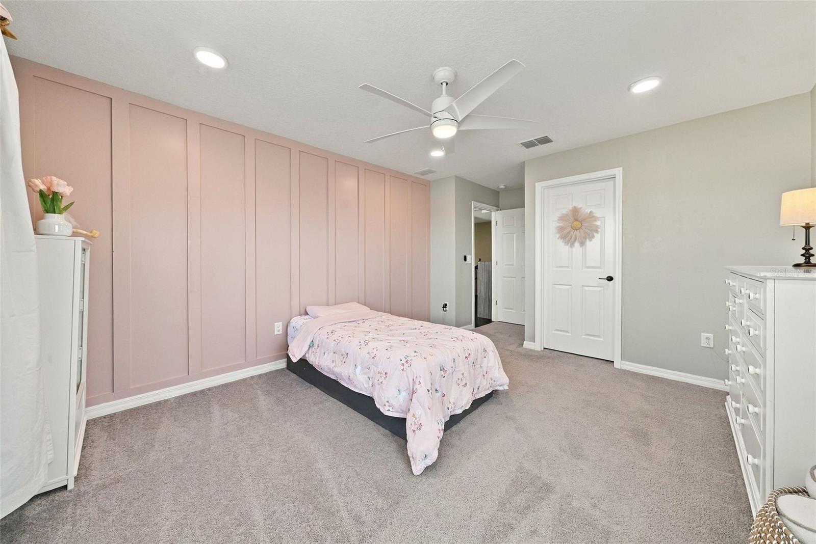 4904 EAGLE ROCK DR — photo 39