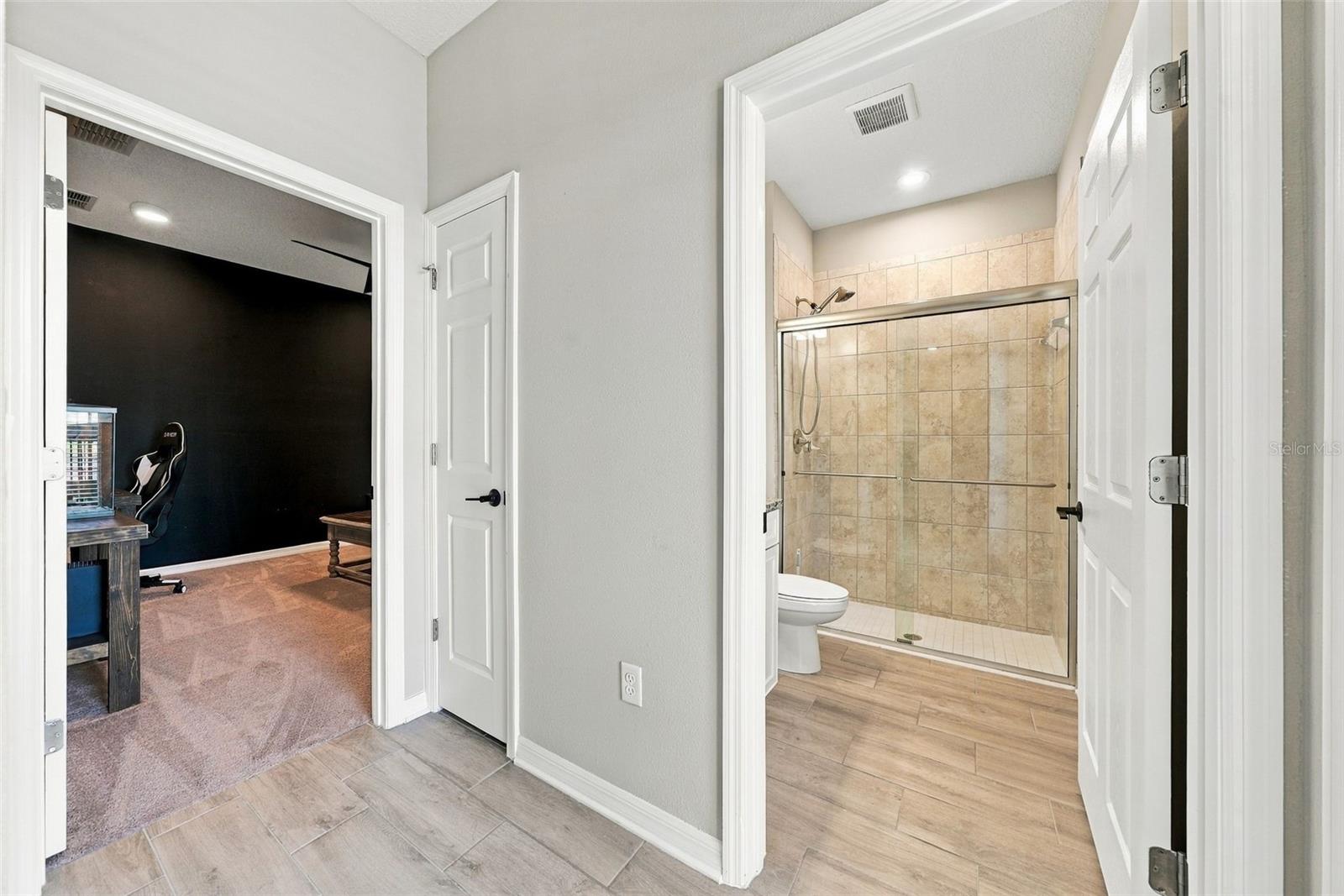 4904 EAGLE ROCK DR — photo 23