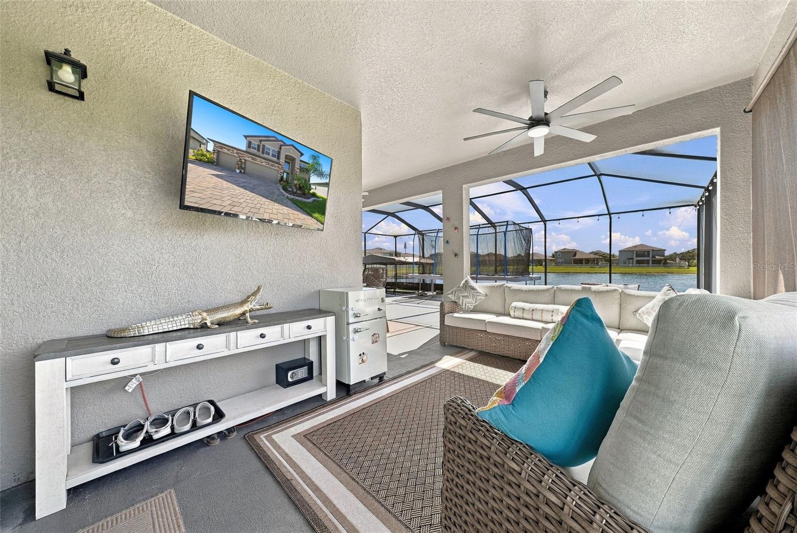 4904 EAGLE ROCK DR — photo 47