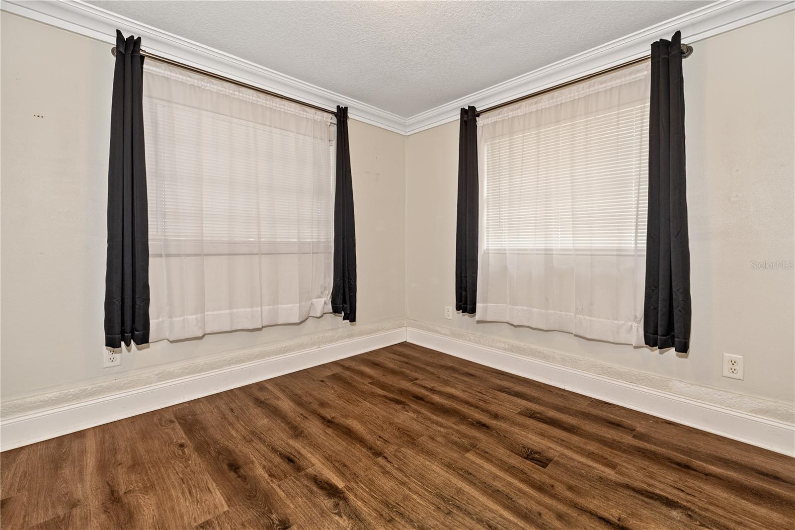 14902 PINECREST RD — photo 22