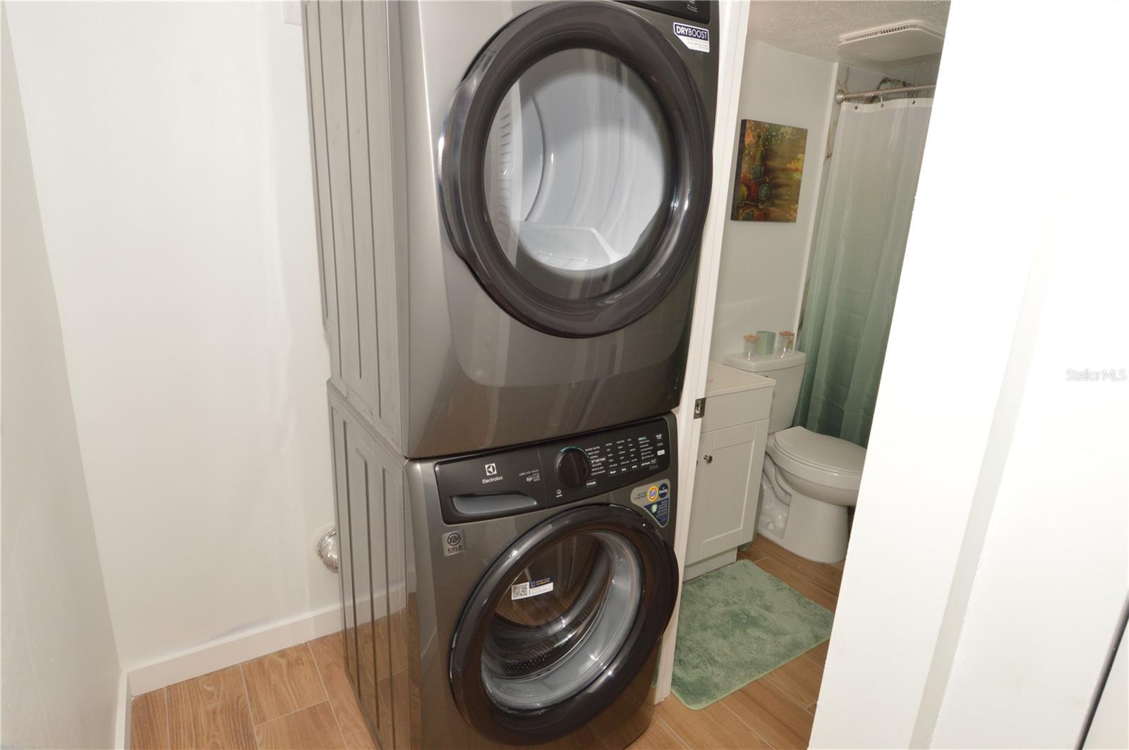 504 100TH AVE N #101 — photo 27