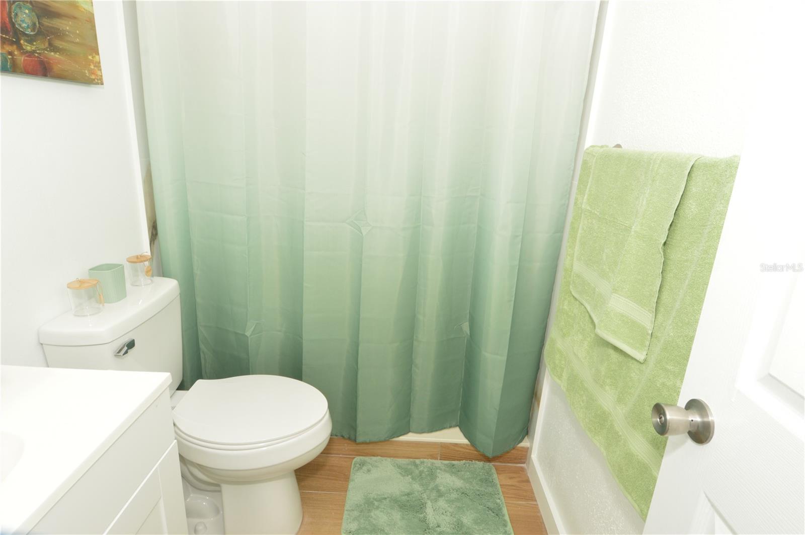 504 100TH AVE N #101 — photo 32