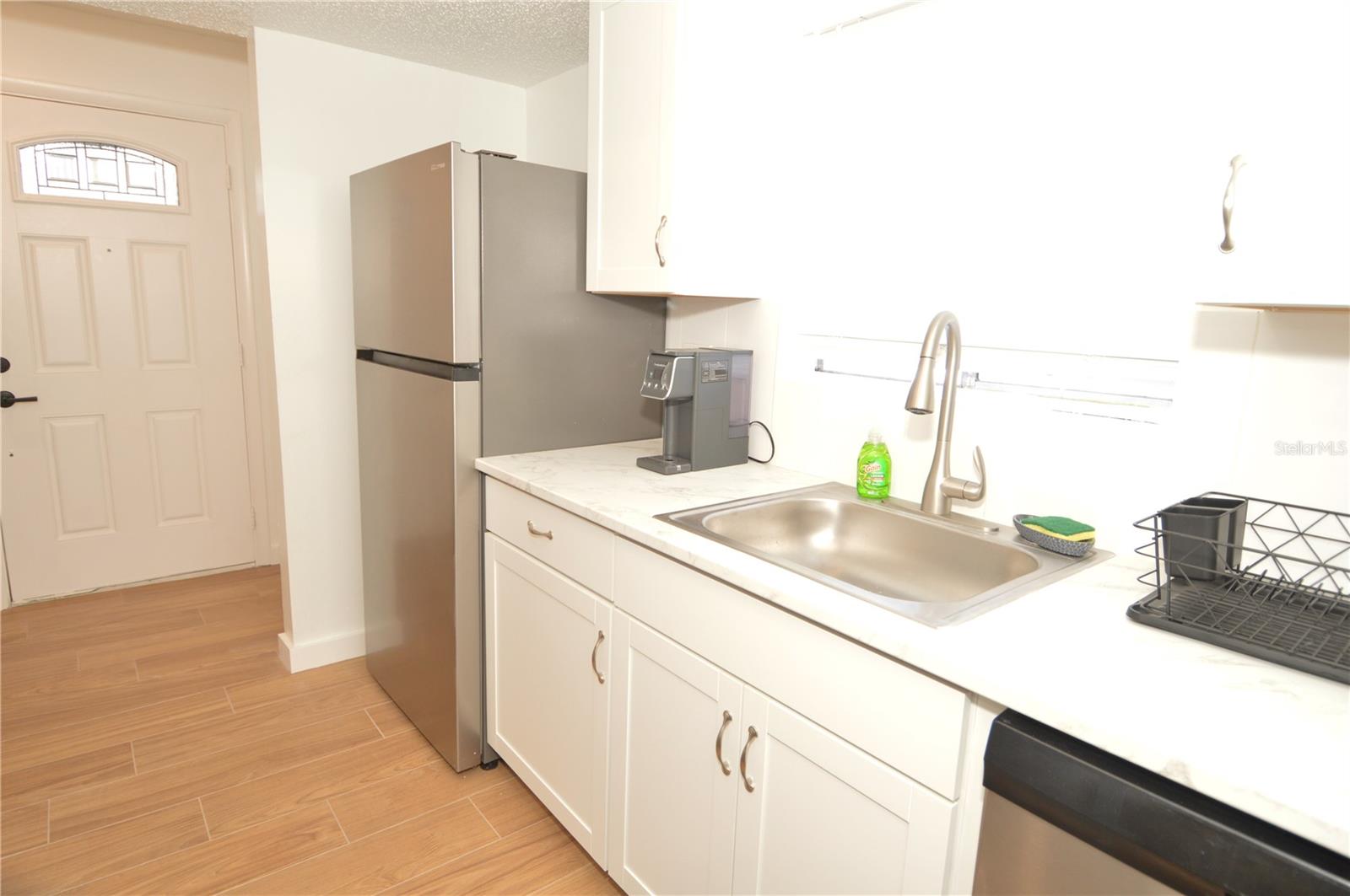 504 100TH AVE N #101 — photo 11
