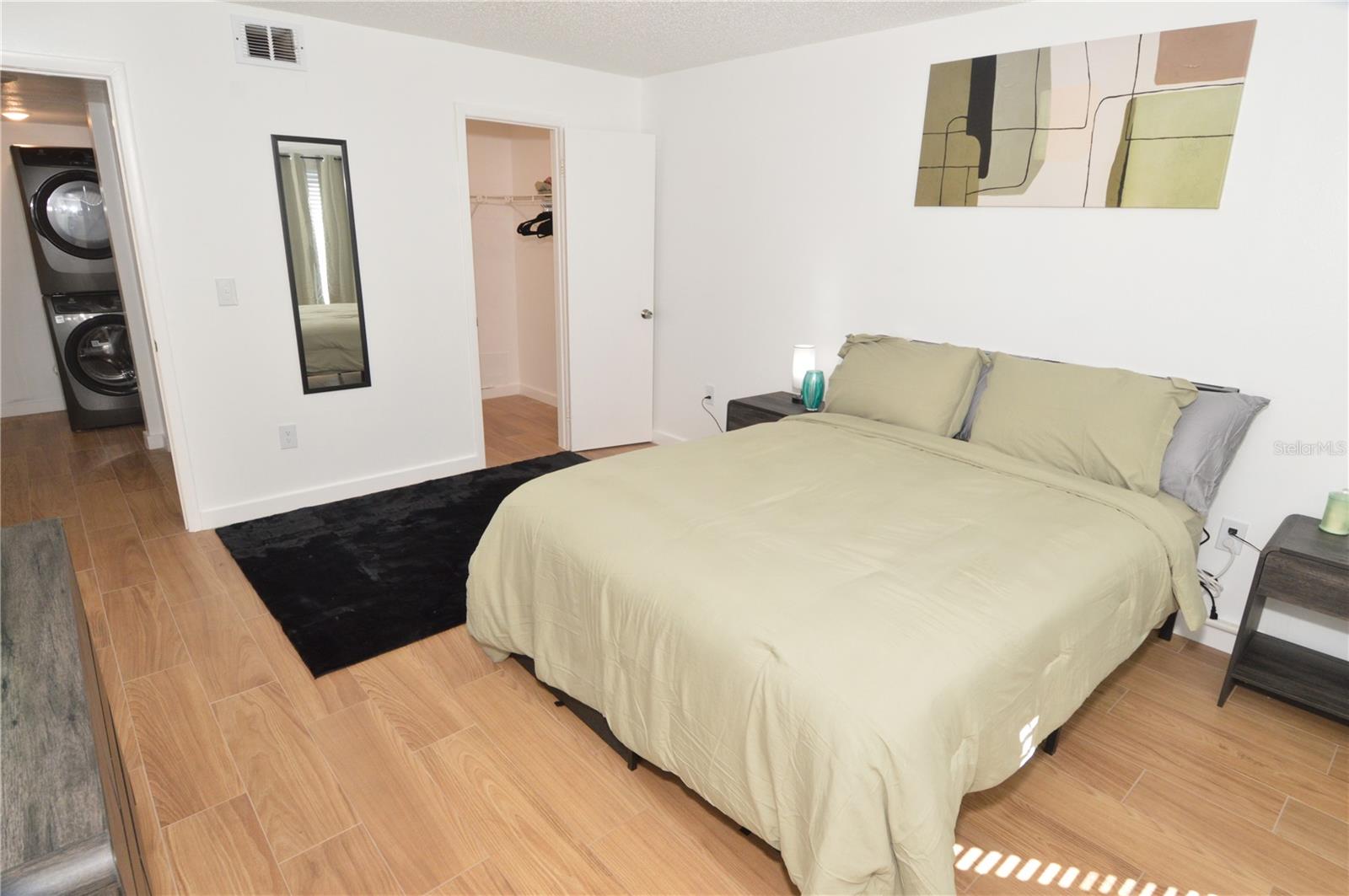 504 100TH AVE N #101 — photo 39