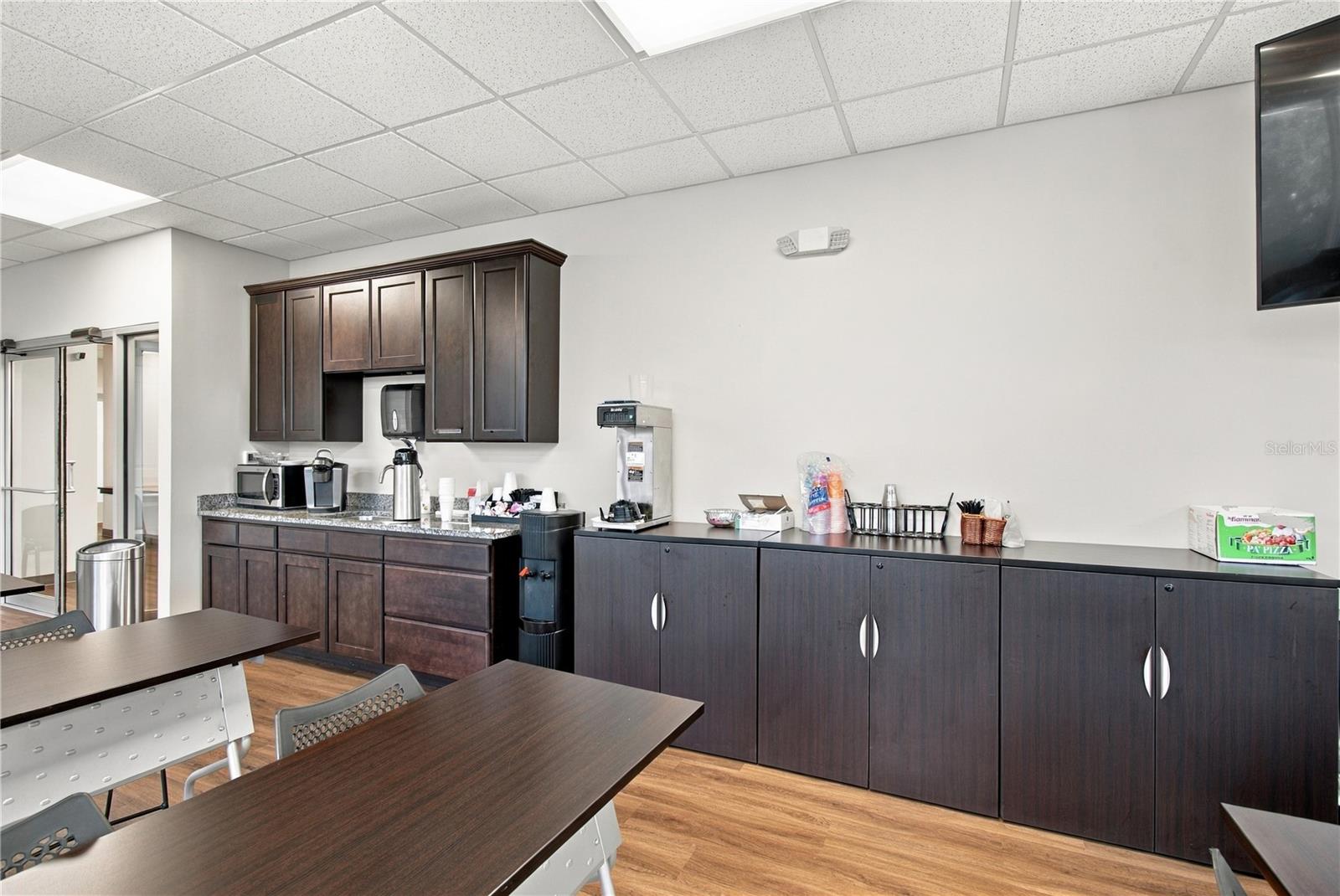 2350 E STATE ROAD 60 — photo 11