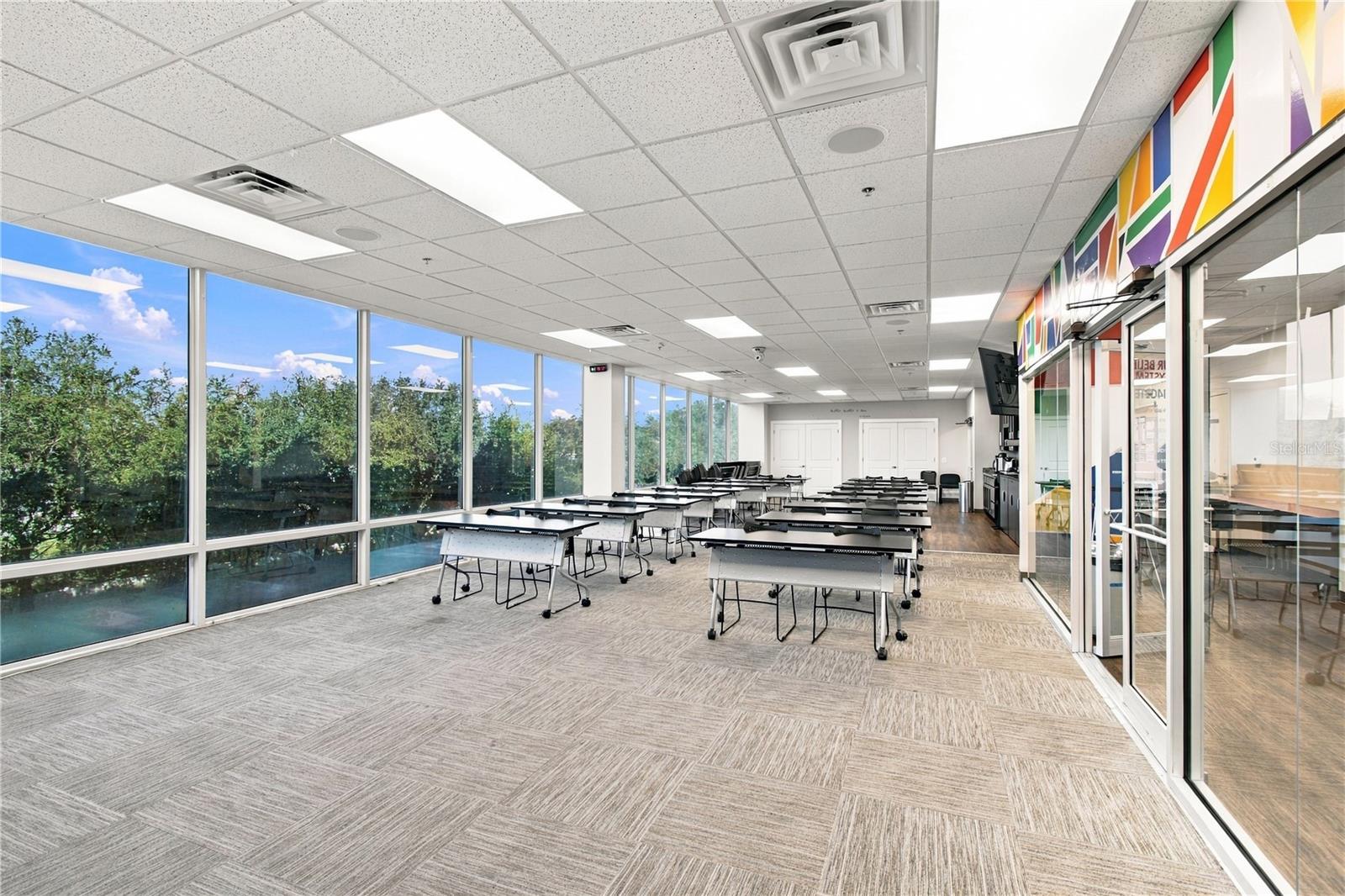 2350 E STATE ROAD 60 — photo 10